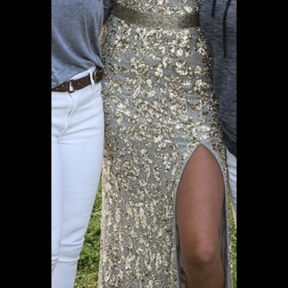 prom or event dress - Picture 2 of 6